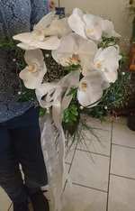 Brautstrauß mit weißen Orchideen